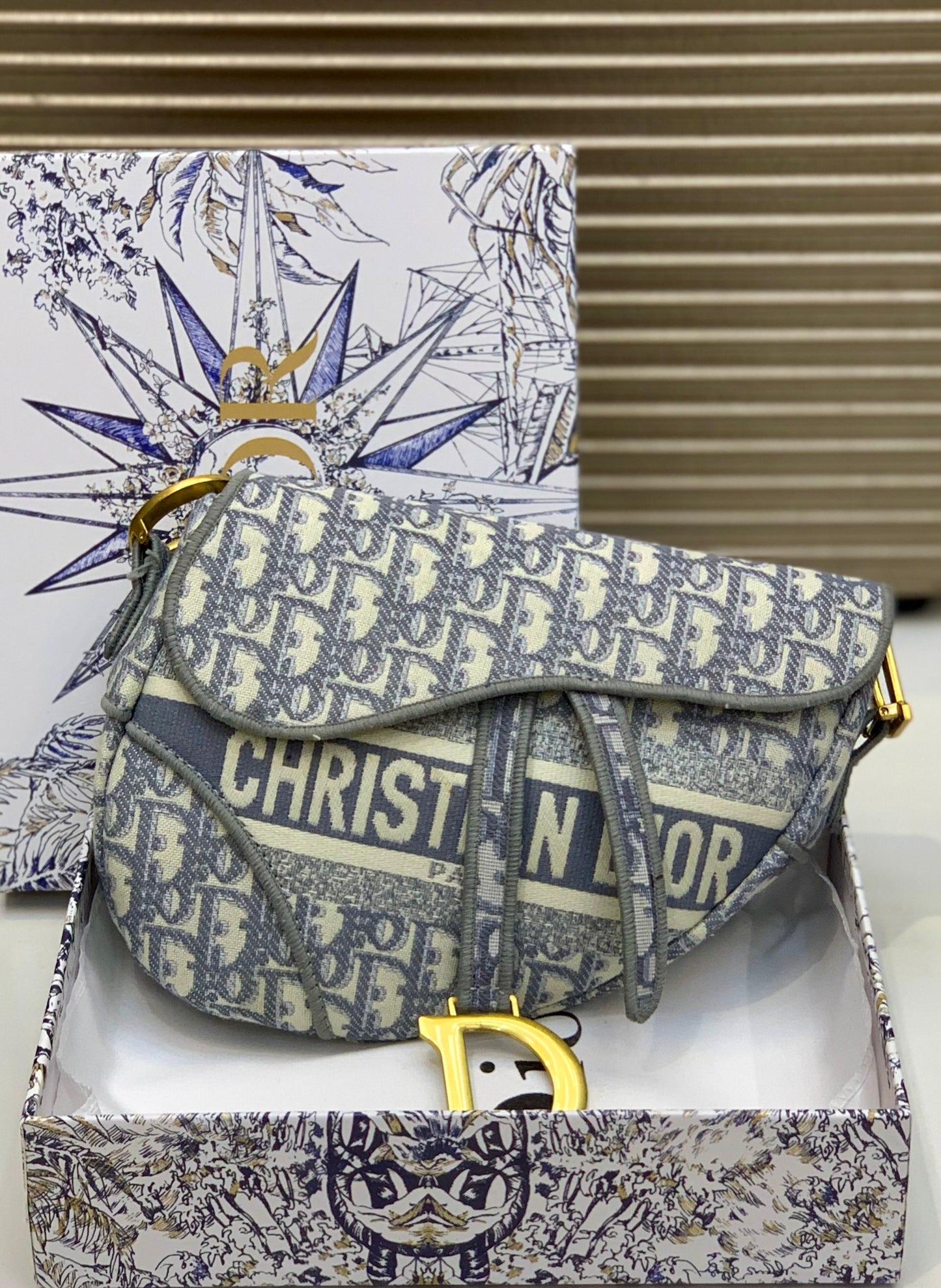 Elegance Curve Saddle Bag