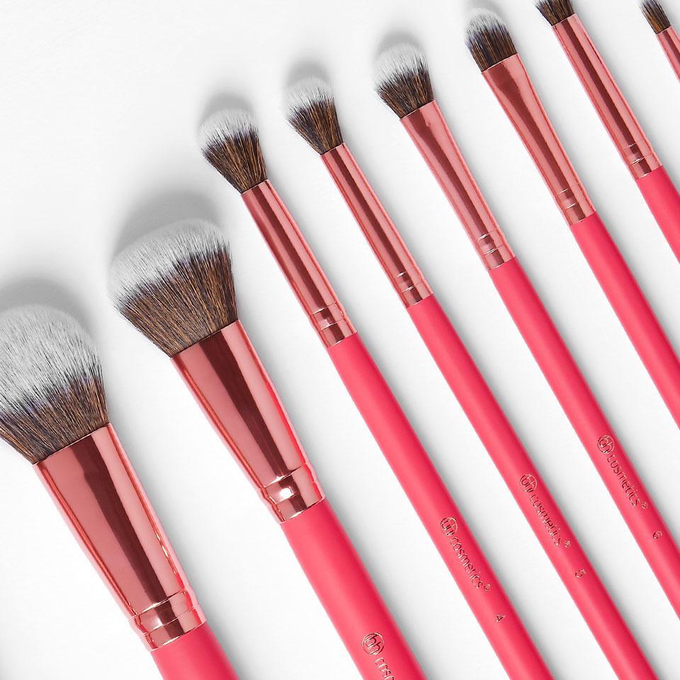 Bombshell Beauty 10 Piece Brush Set with Bag