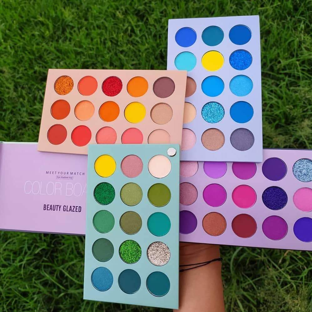 BEAUTY GLAZED COLOR BOARD 60 EYE SHADOW PALETTE