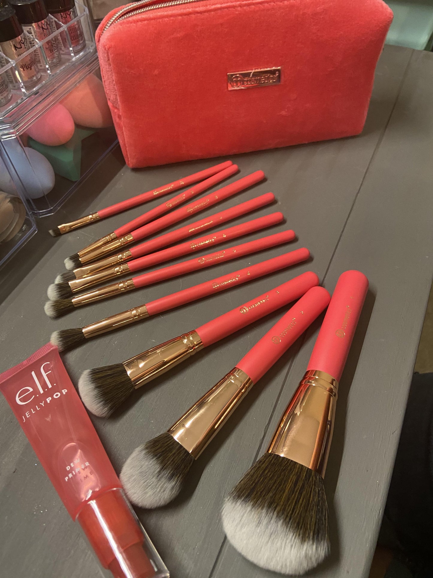 Bombshell Beauty 10 Piece Brush Set with Bag