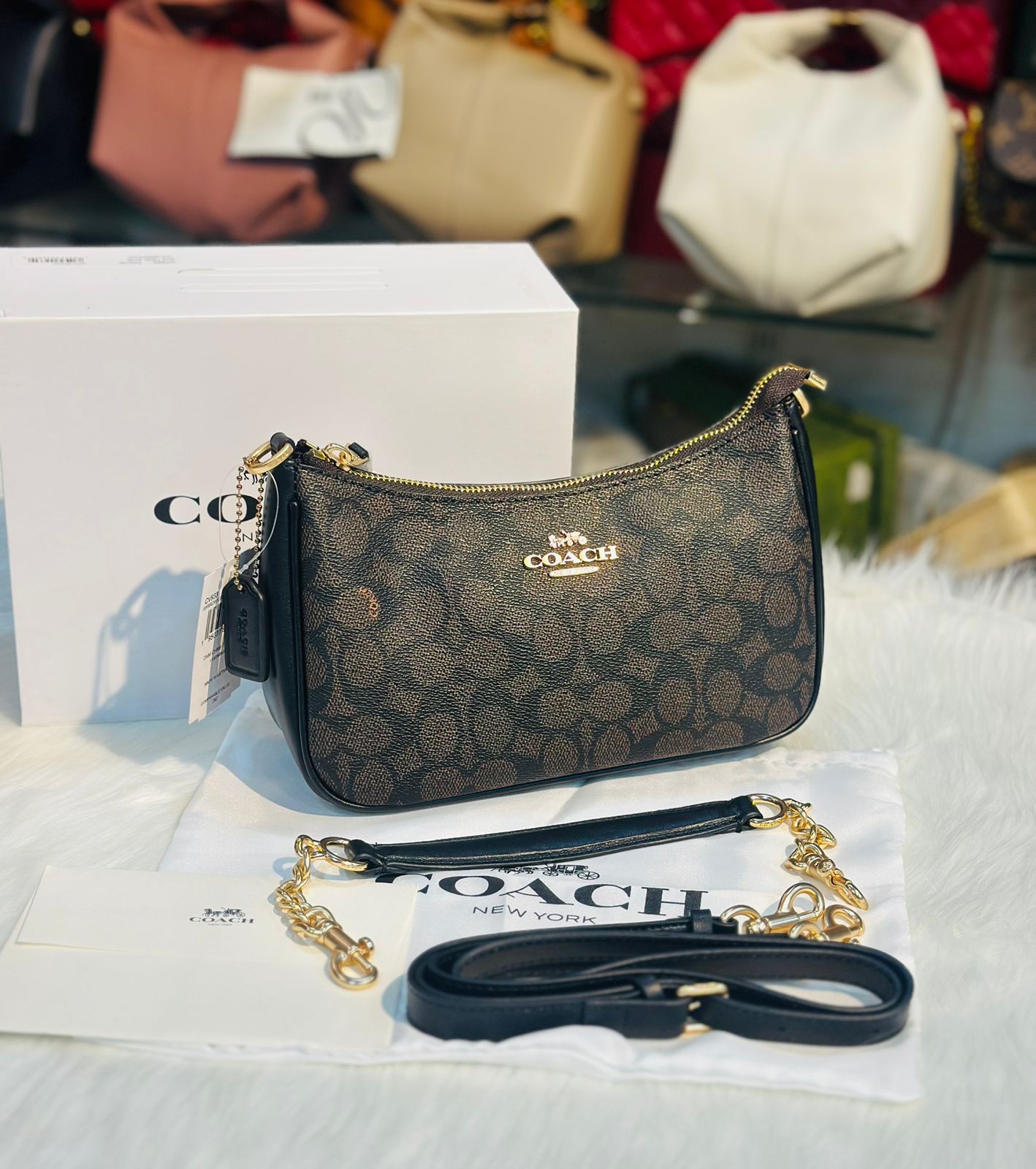 Chic Mini Curve Shoulder Bag