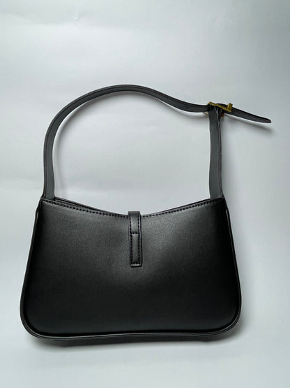 Luxury Gold-Accent Minimalist Shoulder Bag – Premium Black Leather Finish