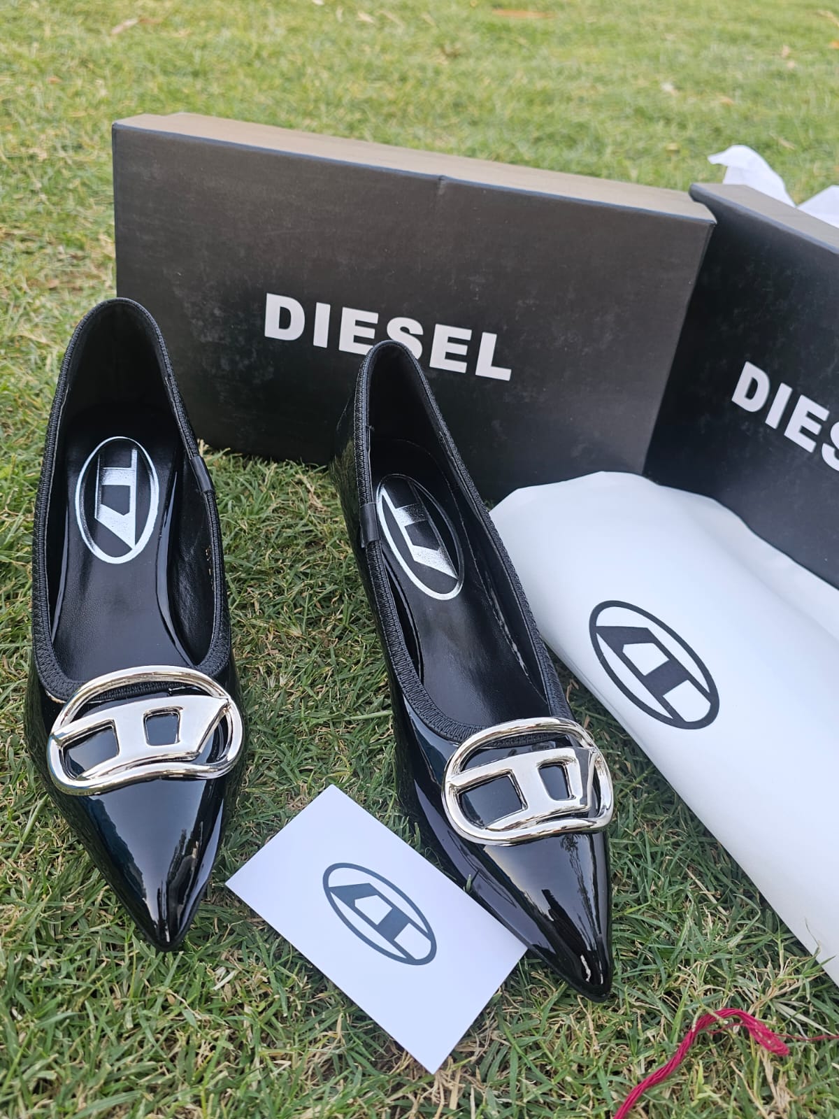 DIESEL Premium Quality Heel with brand box dust bag and cards