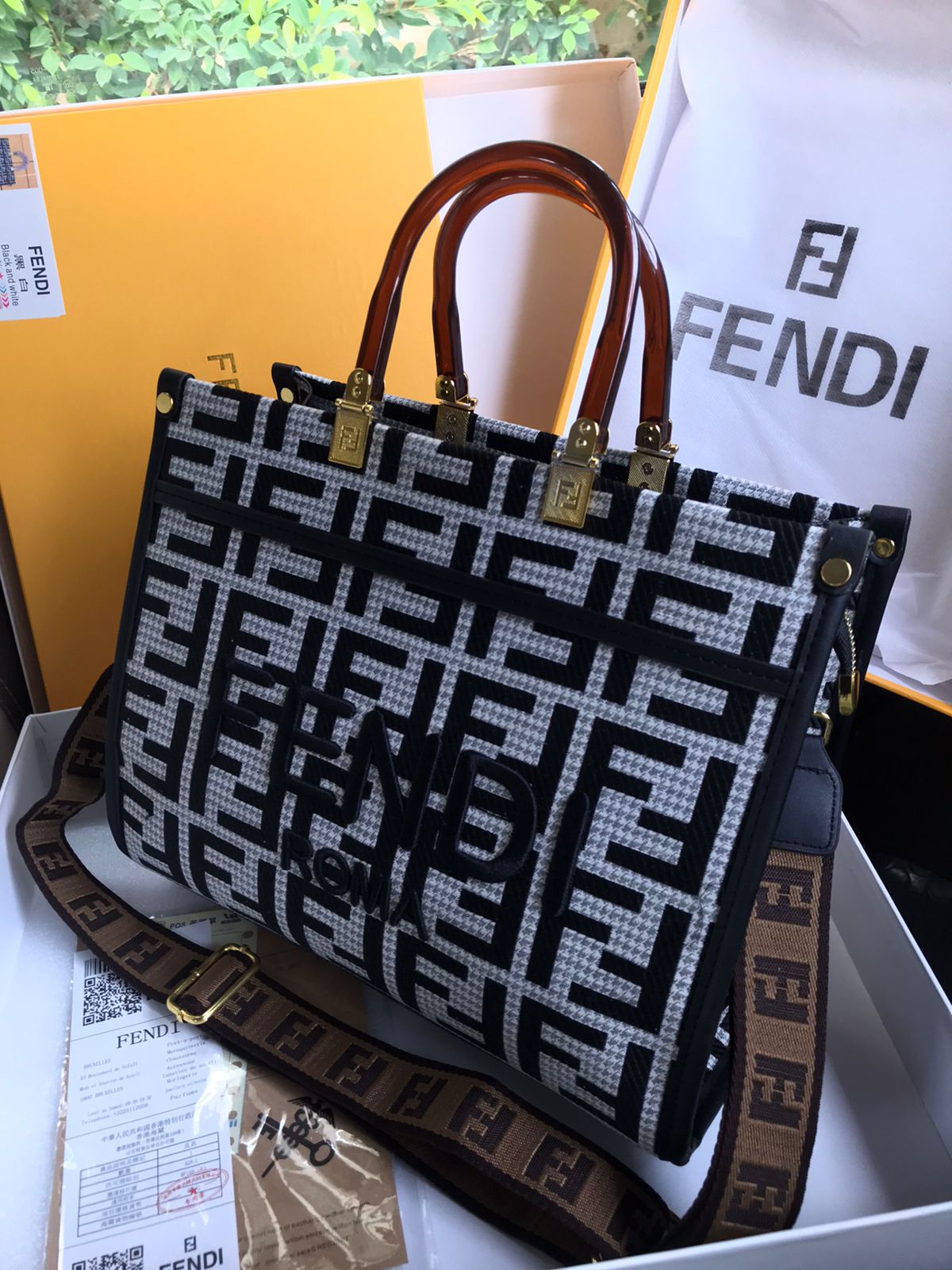 FENDI WOMAN BAG with brand box brand card brand dust cover