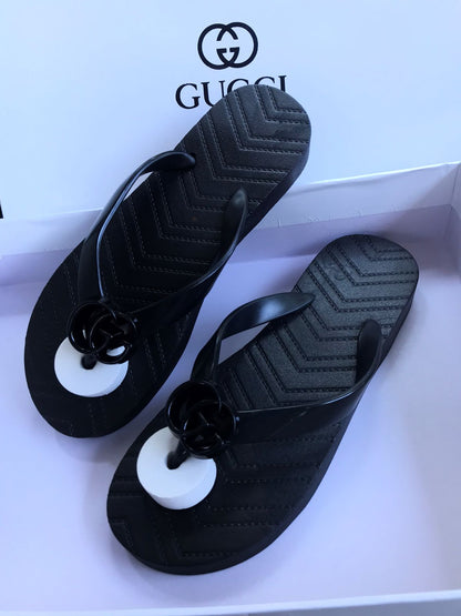 GUCCI Slippers WITHOUT BOX